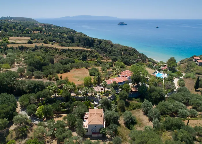 Costa Avithos Otel Svoronata