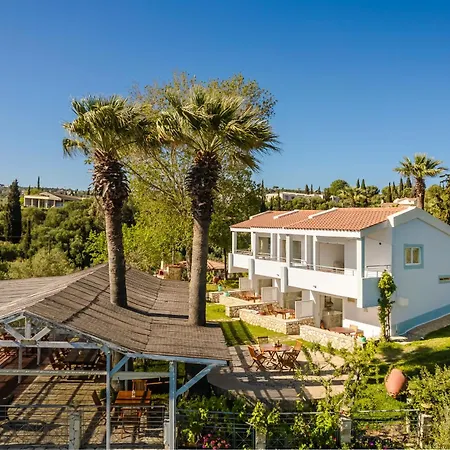 Hotel Costa Avithos 4*