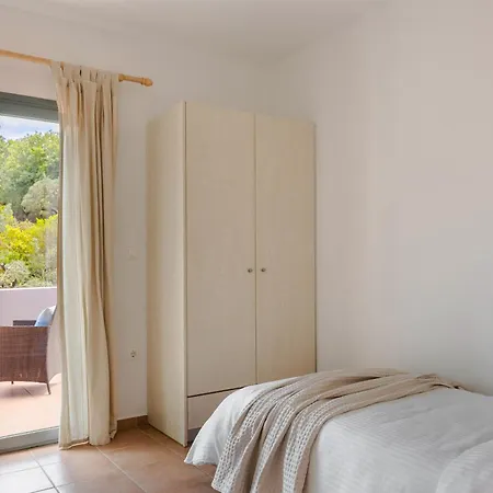 Costa Avithos Hotel 4*