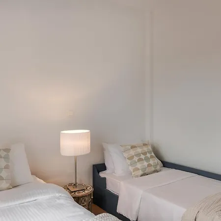 Hotel Costa Avithos
