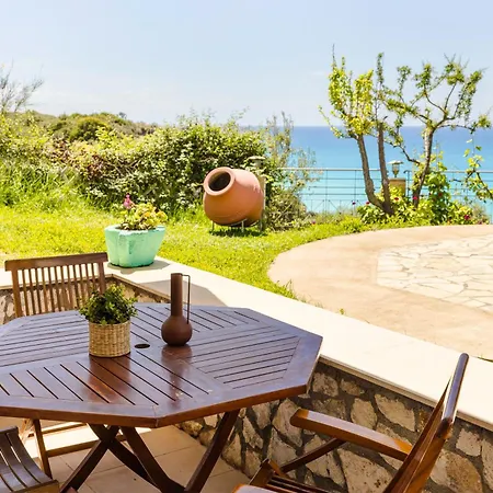 Costa Avithos Hotel Svoronata