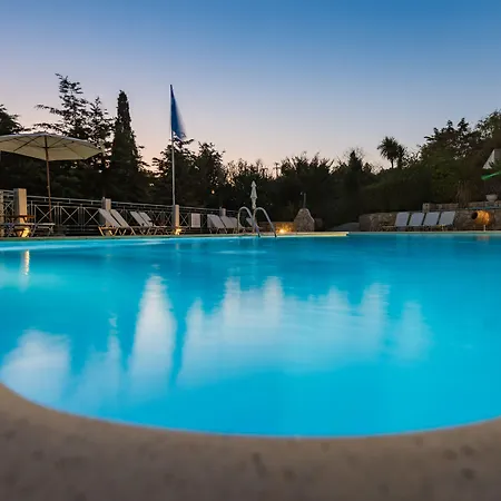 Costa Avithos 4* Свороната