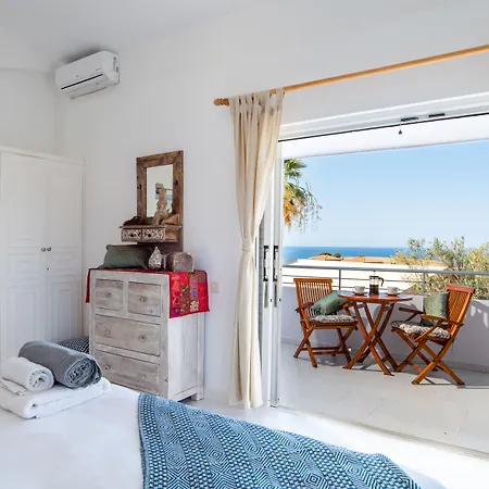 Costa Avithos Отель 4*