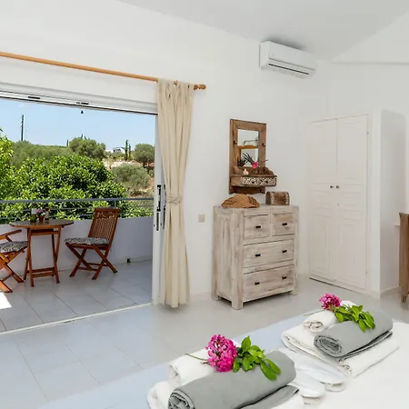 Costa Avithos 4* Свороната