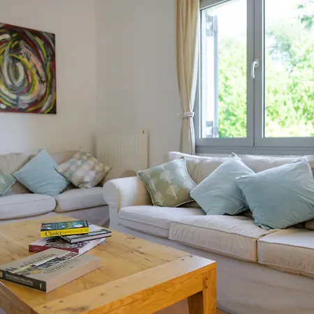 Costa Avithos Отель Свороната