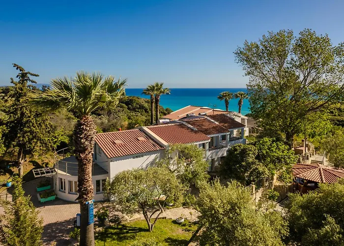 מלון Costa Avithos סבורונטה