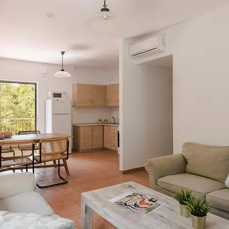 Costa Avithos Hotel Svoronata